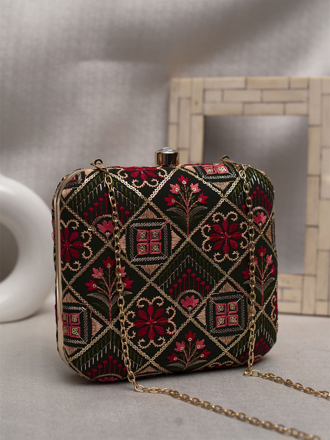 

ARTKLIM Embroidered Box Clutch, Black