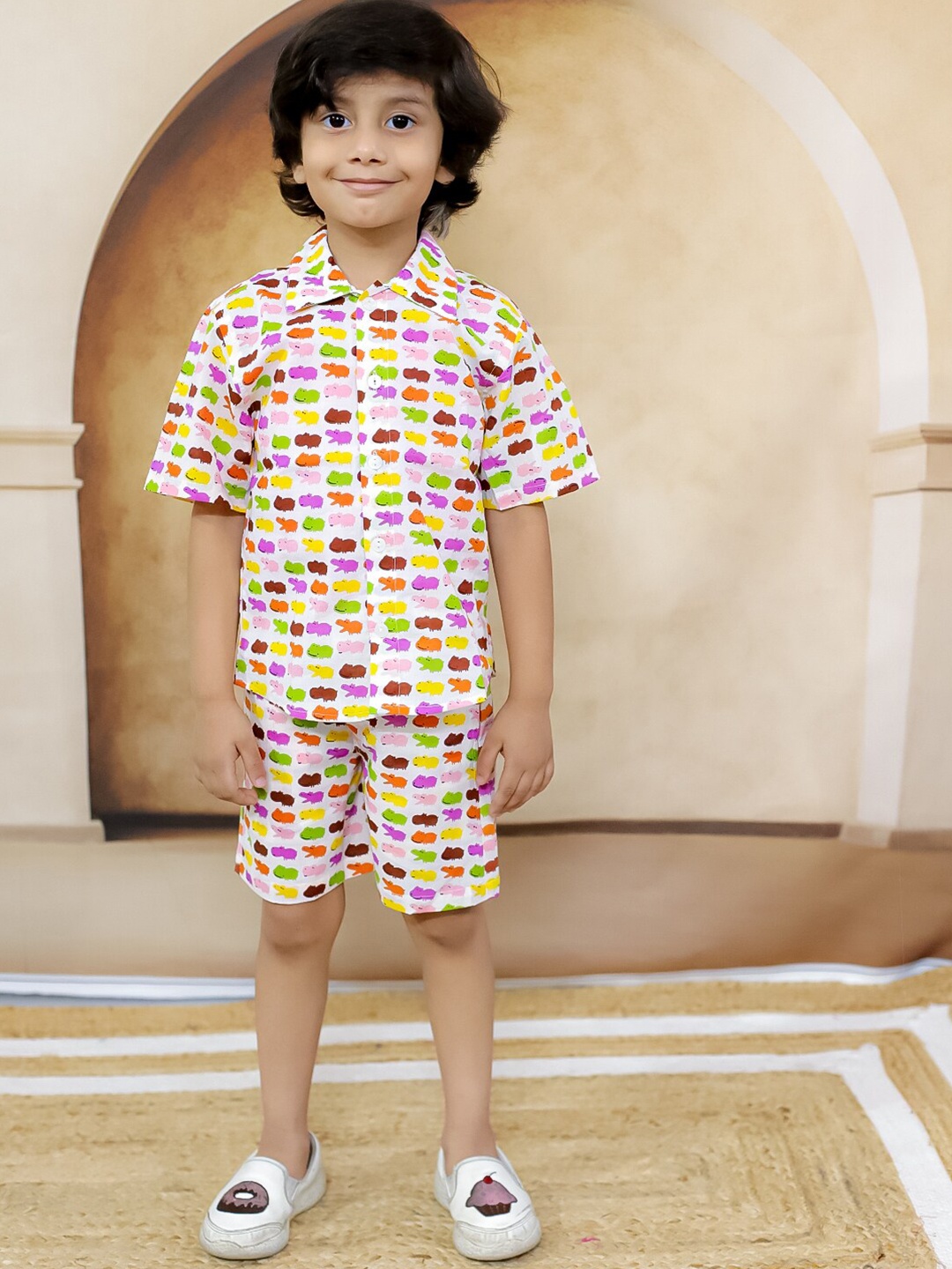 

Ka-mee Boys Printed Shirt with Shorts, Off white
