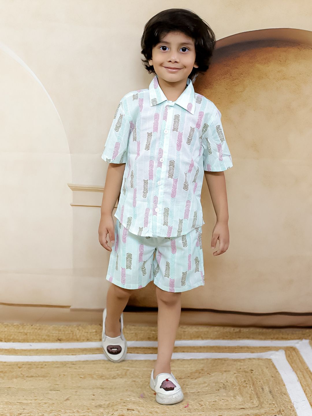 

Ka-mee Boys Printed Shirt with Shorts, Blue