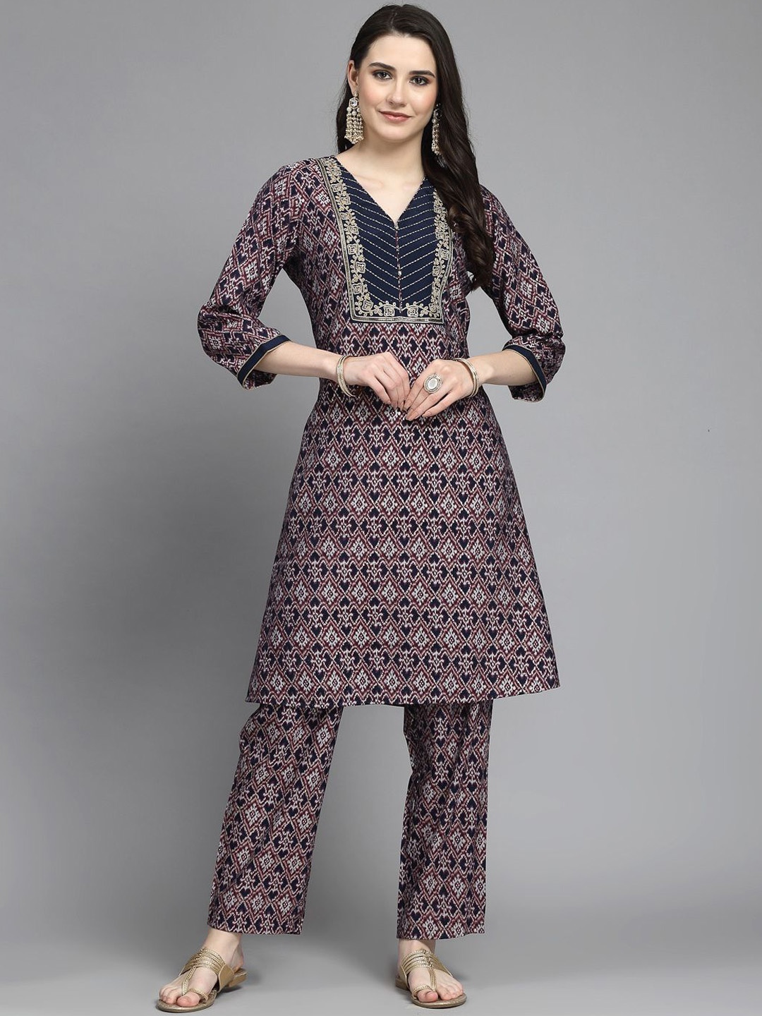 

Nayam By Lakshita Ethnic Motifs Printed Regular A-Line Kurta with Trouser, Navy blue