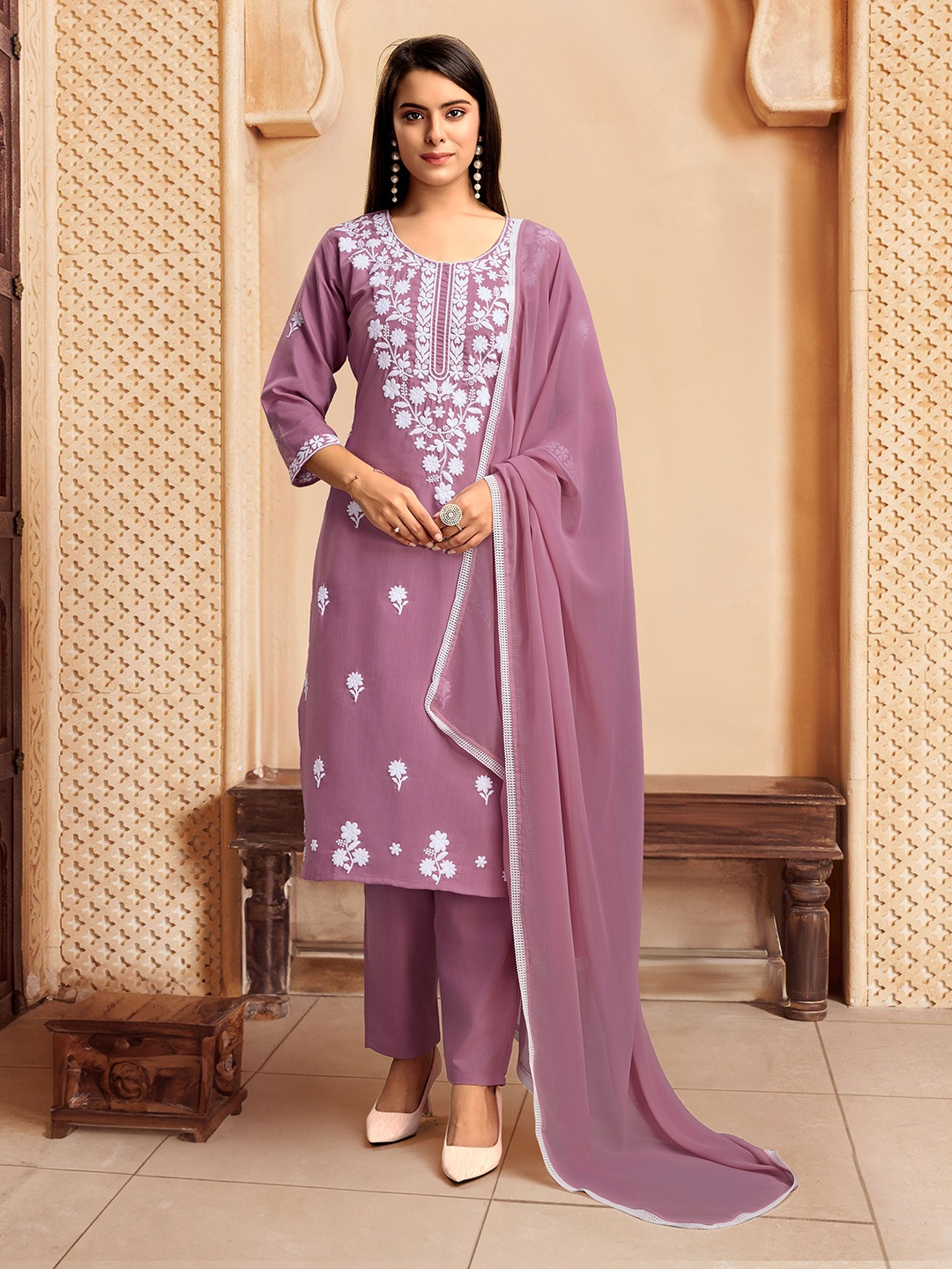 

House of Pataudi Embroidered Straight Kurta With Trouser & Dupatta Set, Pink