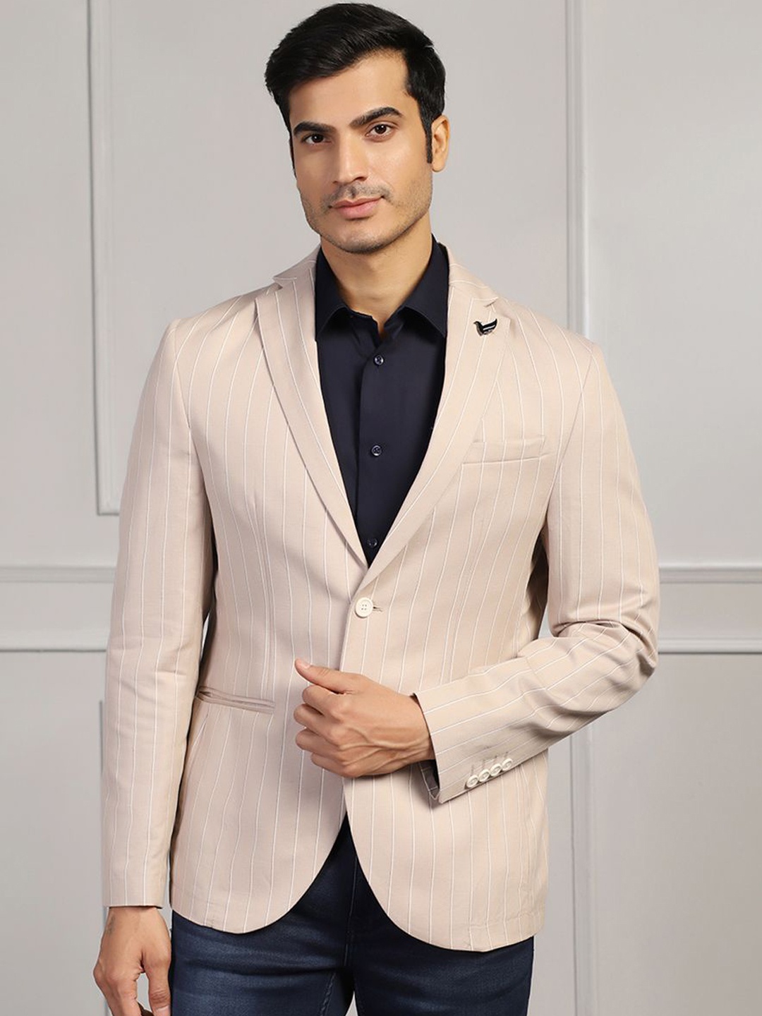 

Blackberrys Men Striped Slim-Fit Single-Breasted Blazers, Beige