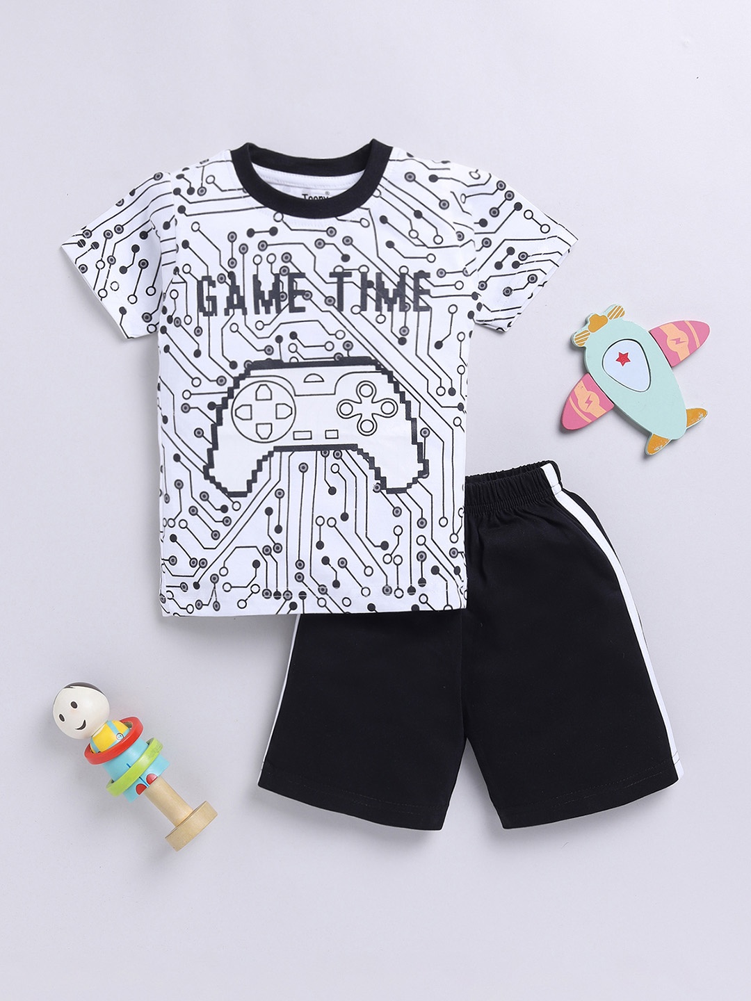 

Toonyport Boys Printed Pure Cotton T-shirt with Shorts, White