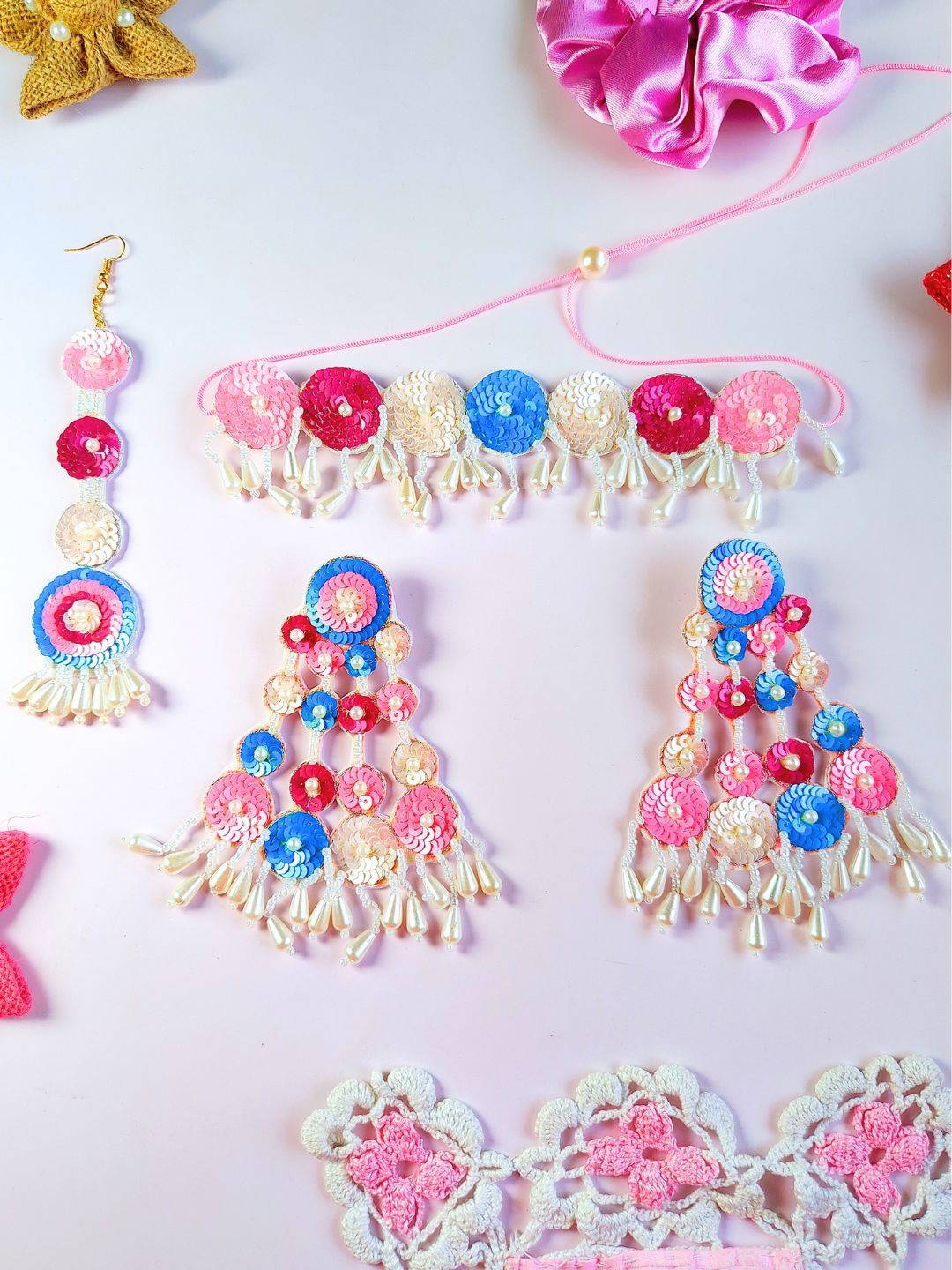 

Sangria Gold-Plated Beaded Jewellery Set