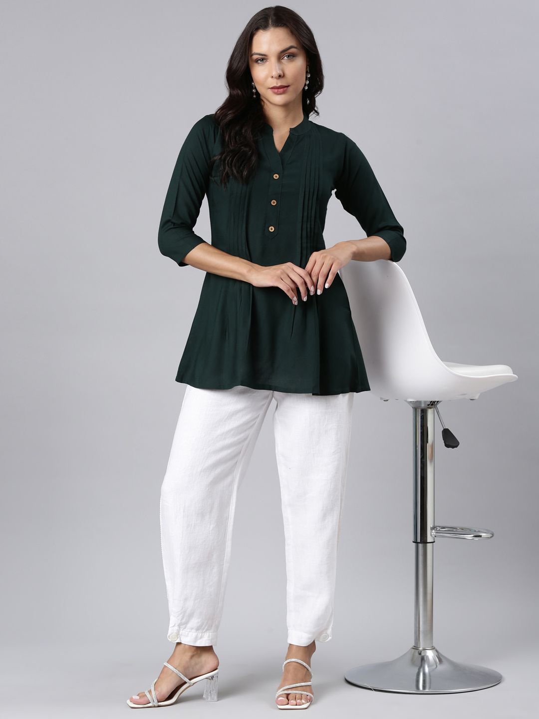

ZHEIA Women Mandarin Collar Shirt Style Top, Black