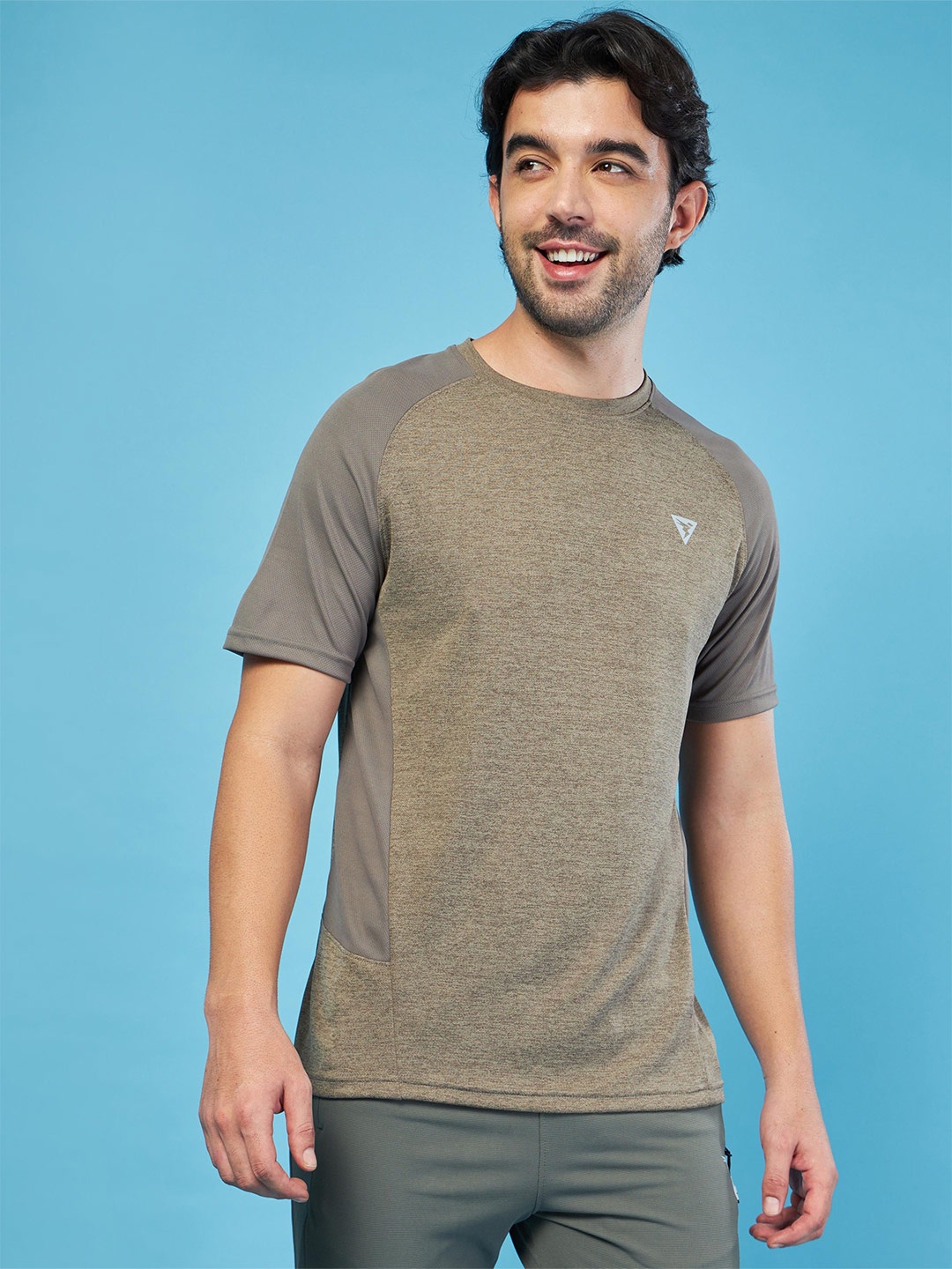 

Technosport Men Colorblock Double Cool Slim Fit Sports Tshirt, Grey