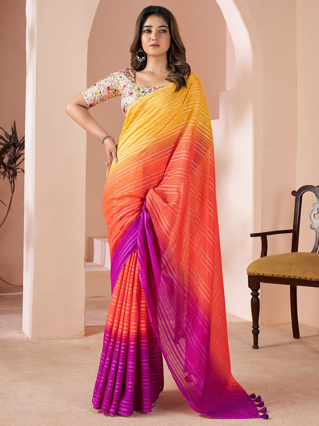 

Satrani Colourblocked Leheriya Saree, Yellow