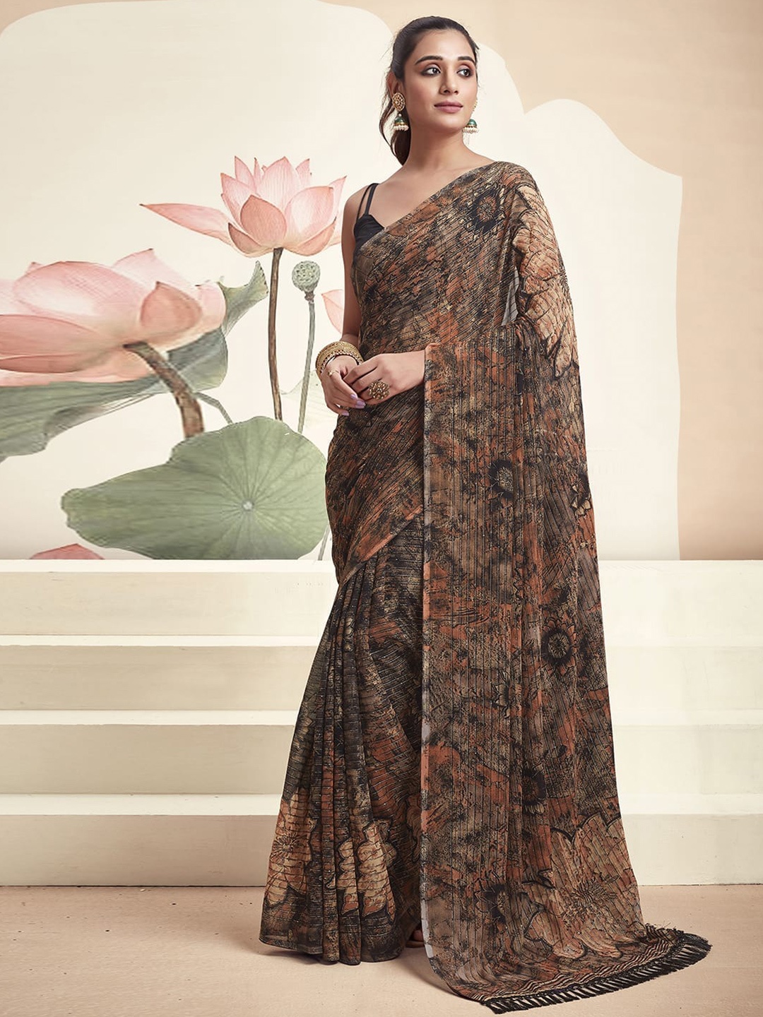 

Satrani Floral Sequinned Pure Georgette Saree, Black