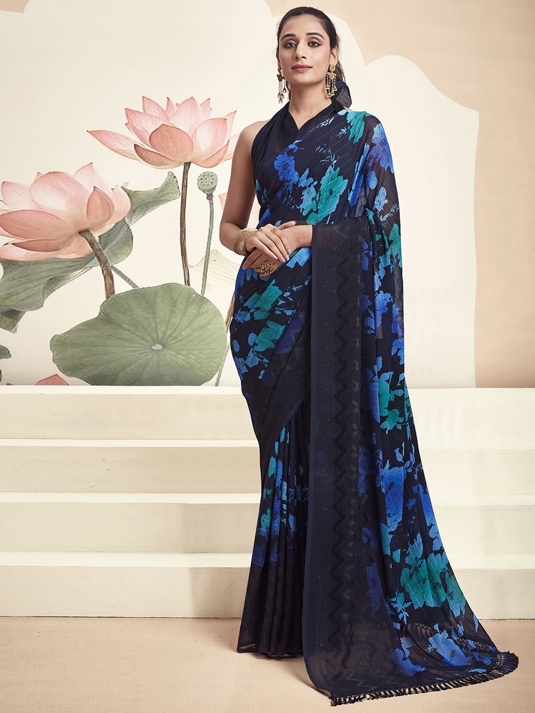 

Satrani Floral Sequinned Pure Georgette Saree With Blouse Piece, Navy blue