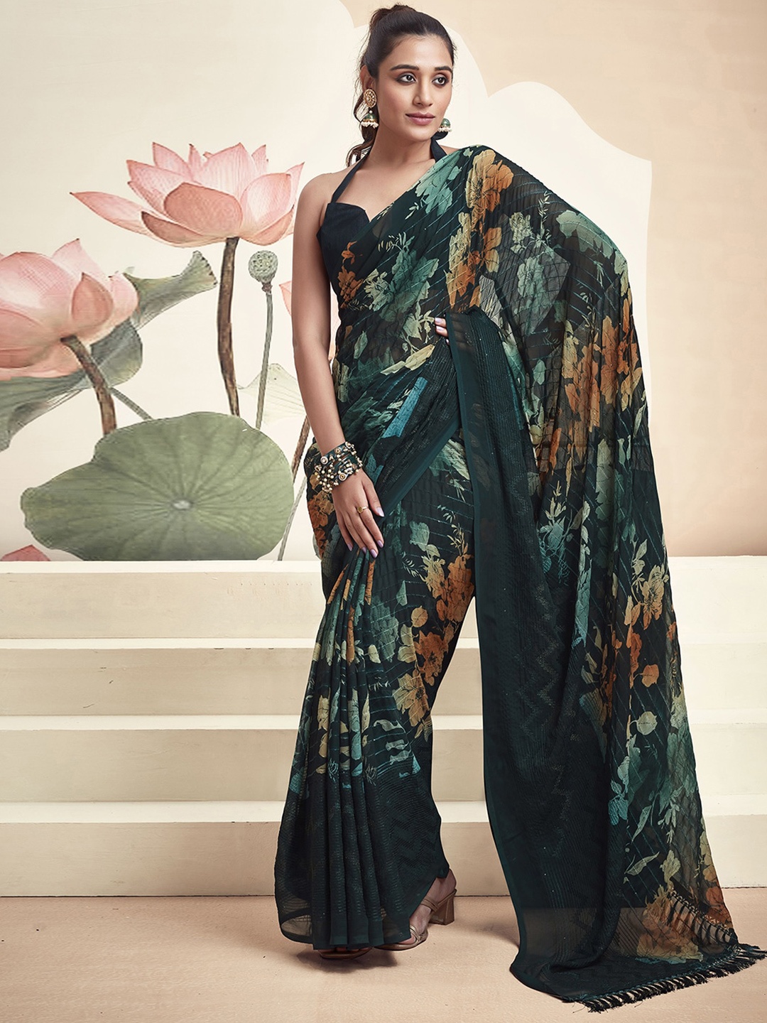 

Satrani Floral Pure Georgette Saree With Blouse Piece, Teal