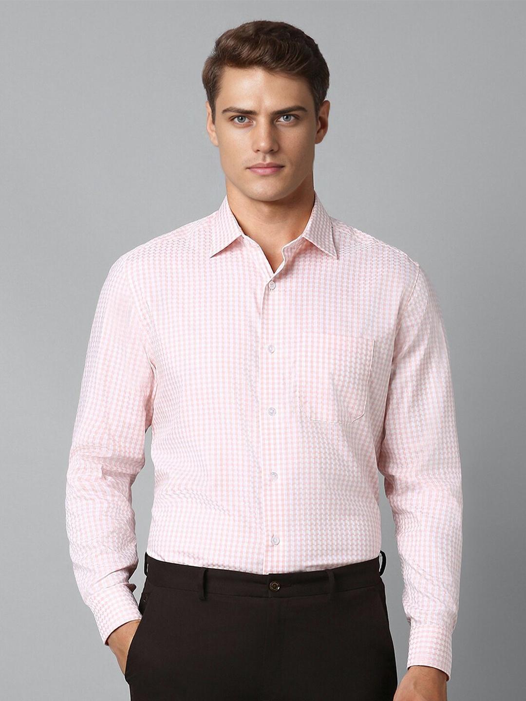

Louis Philippe Men Opaque Striped Formal Shirt, Pink