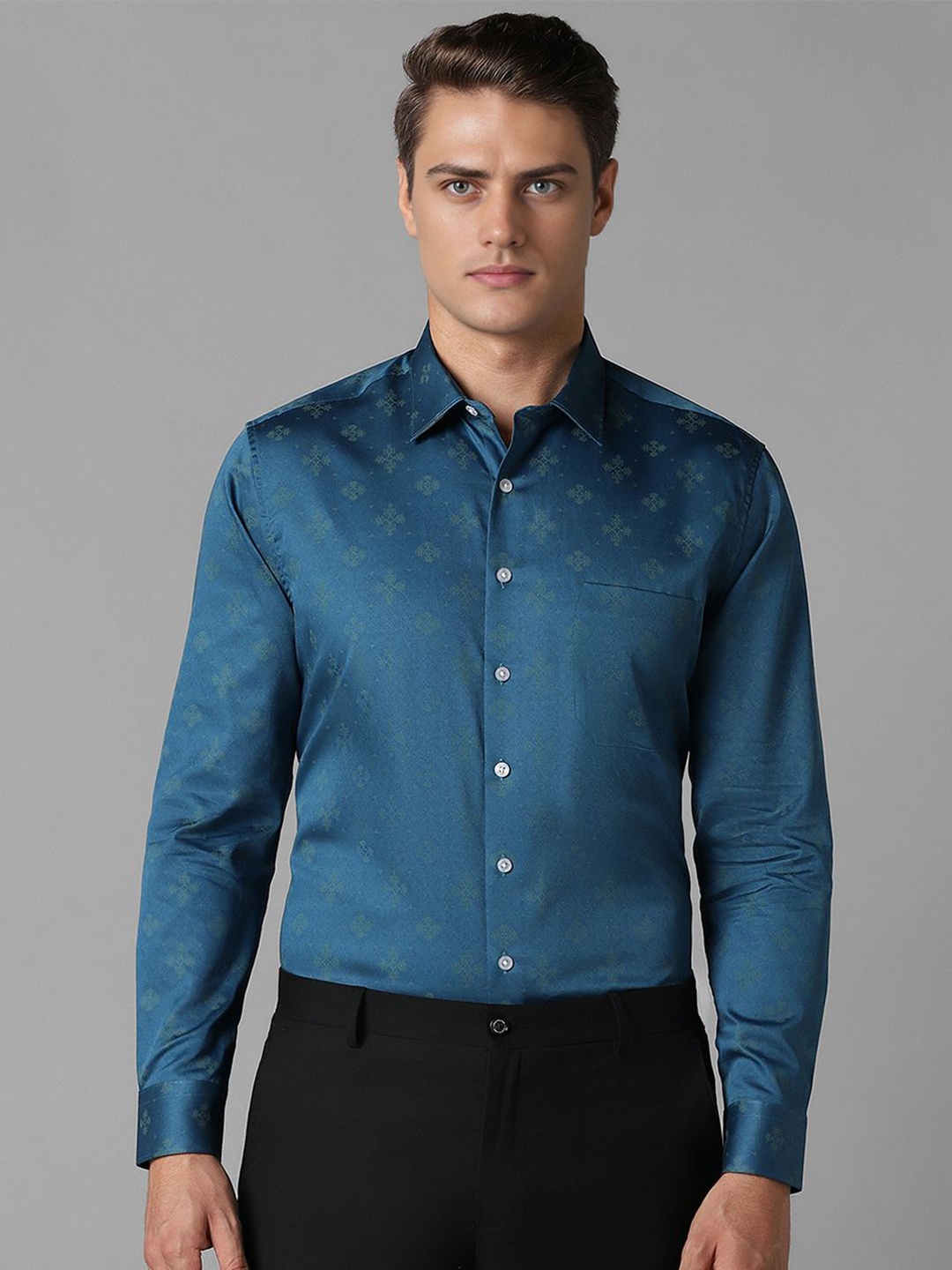 

Louis Philippe Men Slim Fit Opaque Semi Formal Shirt, Teal