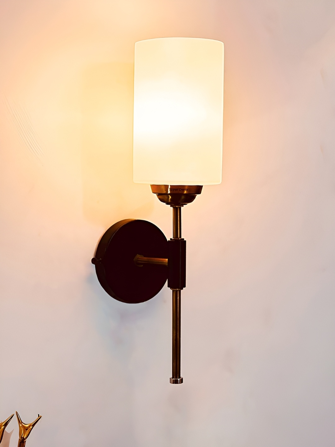Lyse Decor White Metal Wall Lamp