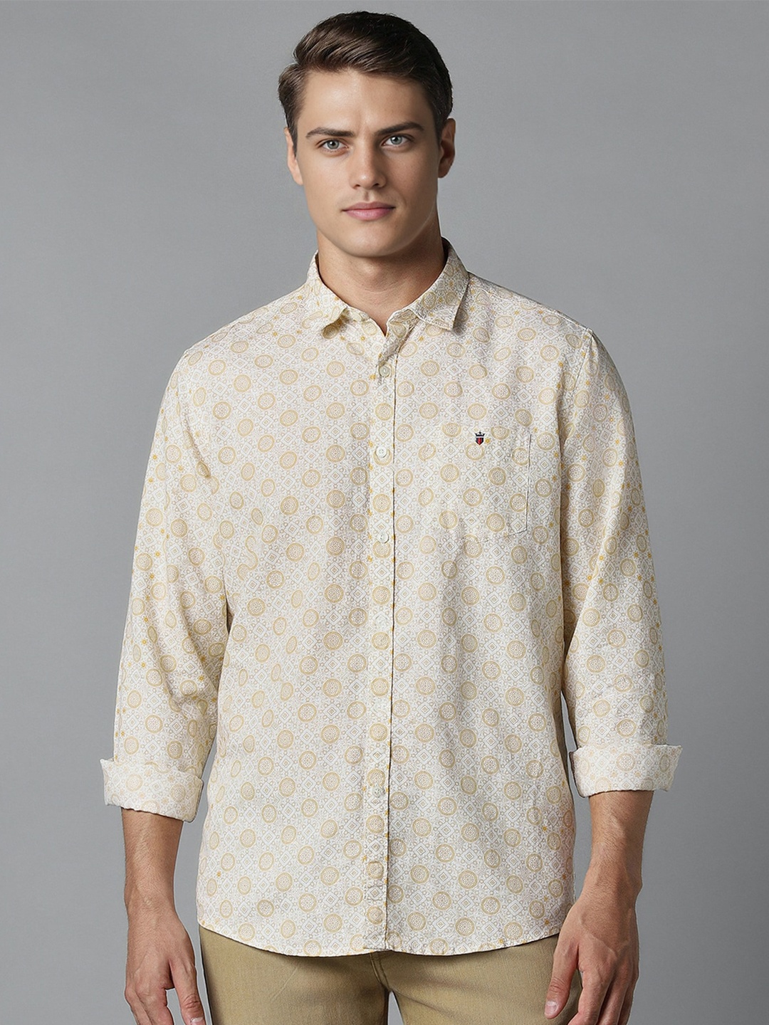 

Louis Philippe Jeans Men Slim Fit Opaque Printed Casual Shirt, Cream