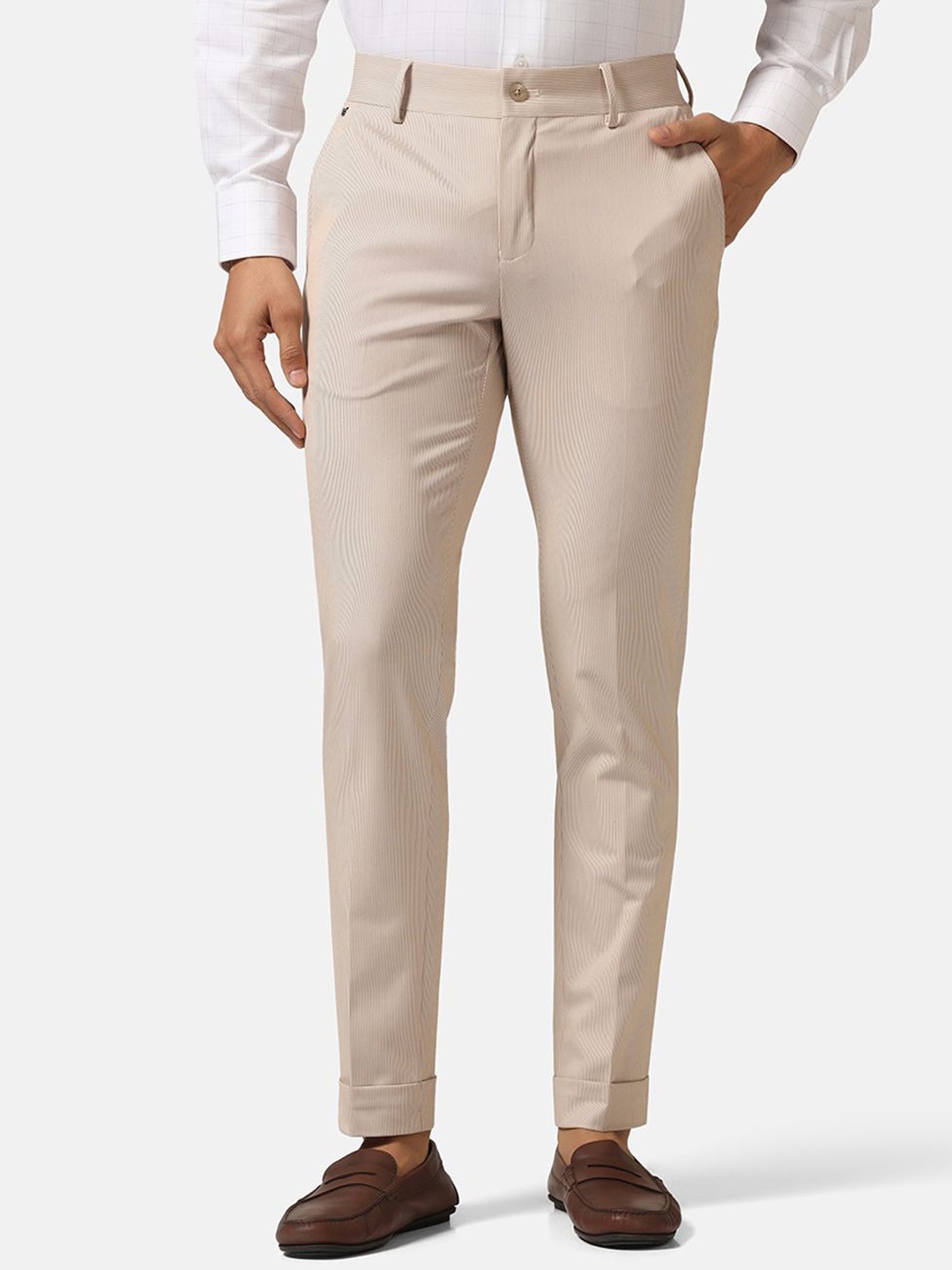 

Blackberrys Men Classic Slim Fit Low-Rise Trousers, Beige