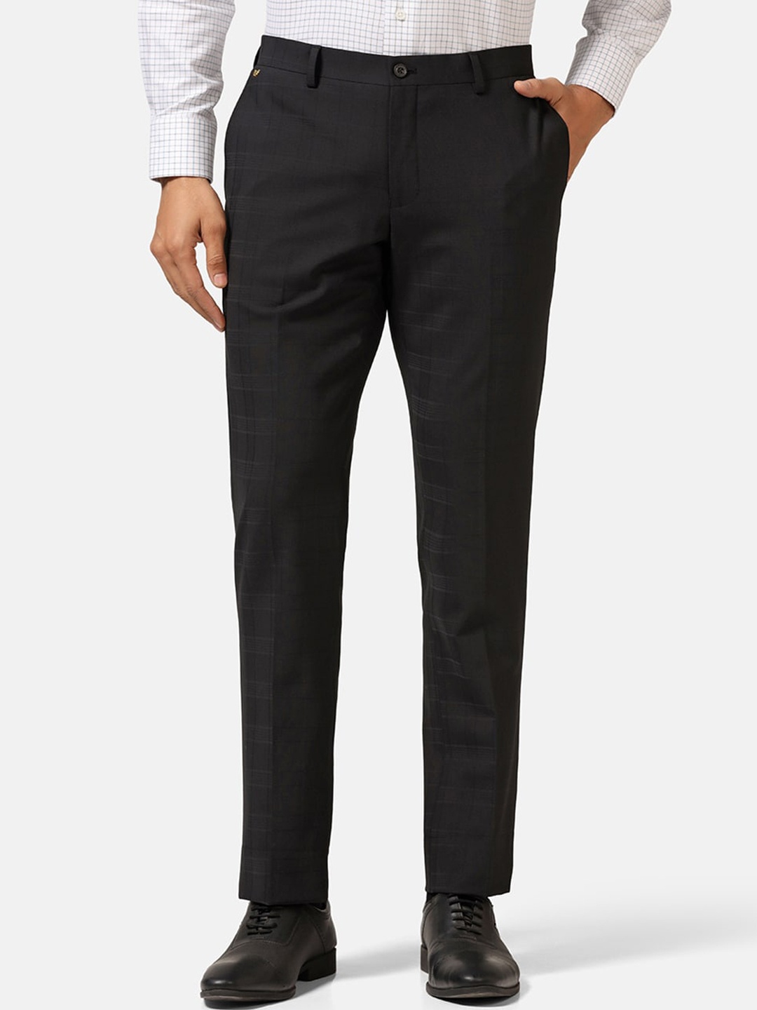 

Blackberrys Men Luxe Slim Fit Formal Trouser, Black