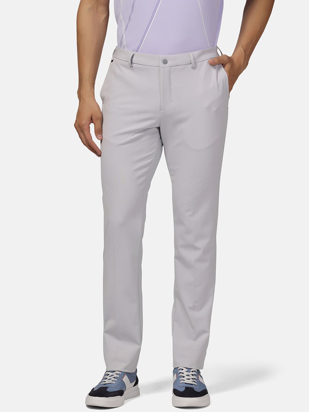 

Blackberrys TechPro Men Light Grey Solid Formal Trouser