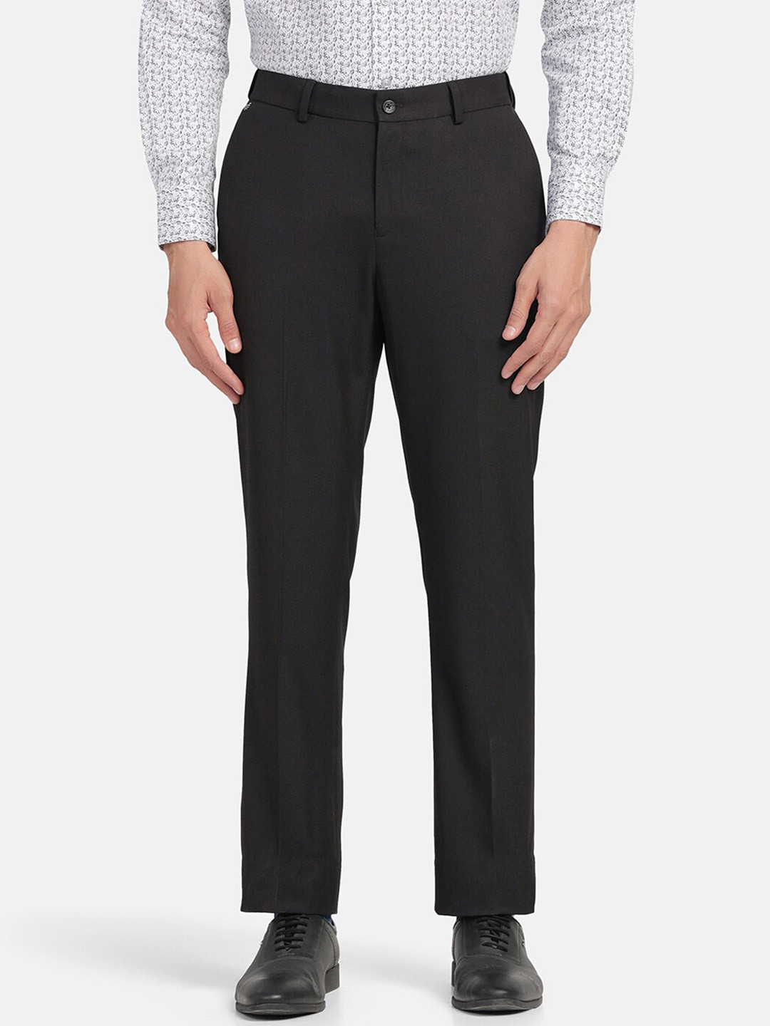 

Blackberrys Men Classic Trousers, Black
