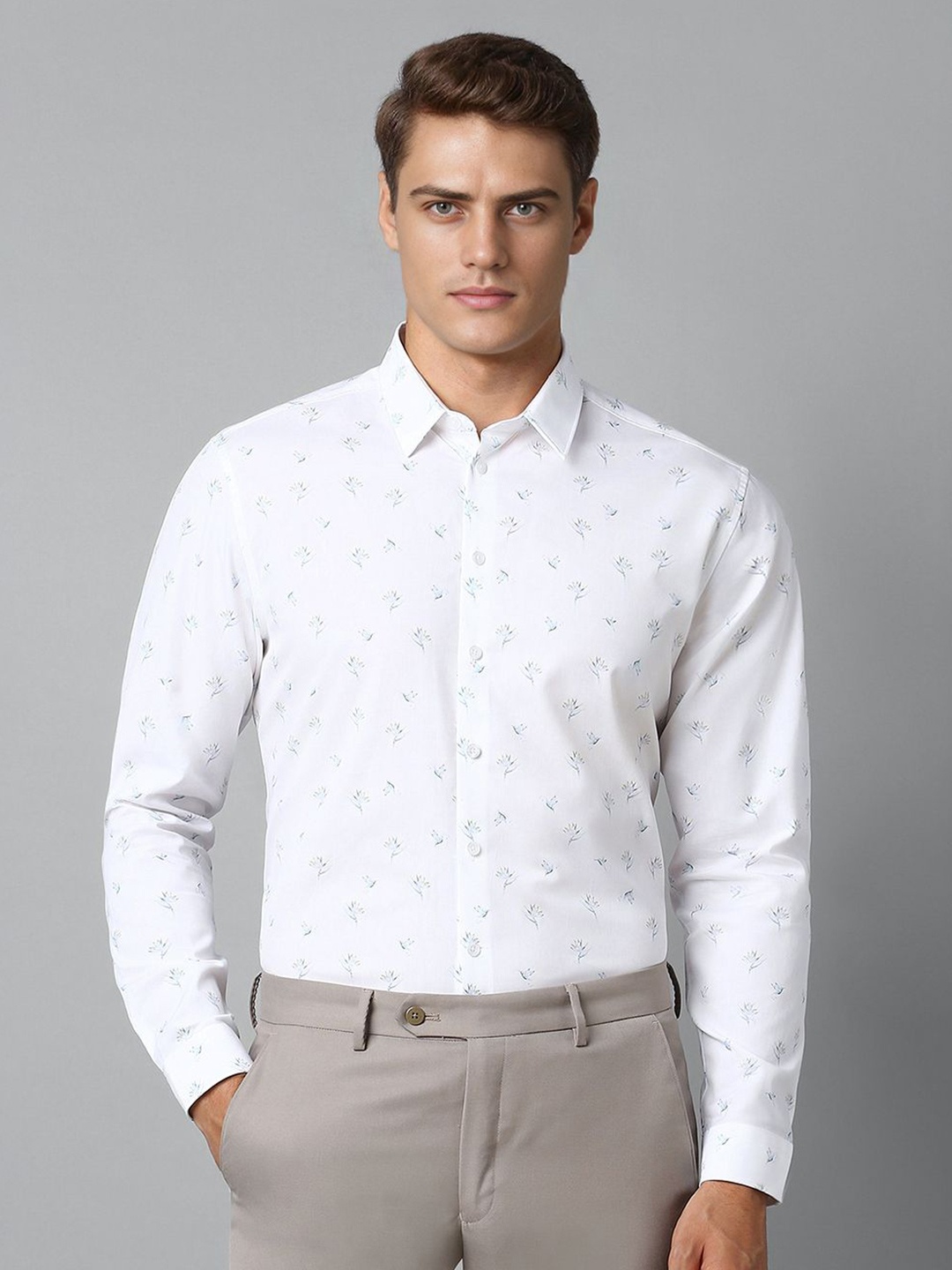 

Louis Philippe Sport Men Slim Fit Opaque Printed Casual Shirt, White