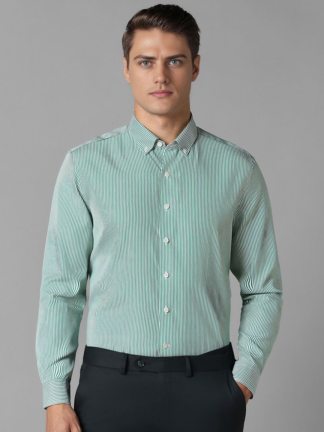 

Luxure by Louis Philippe Slim Fit Striped Cotton Formal Shirt, Green