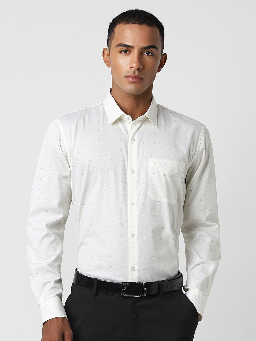 

Peter England Slim Fit Micro Ditsy Printed Spread Collar Cotton Formal Shirt, Cream