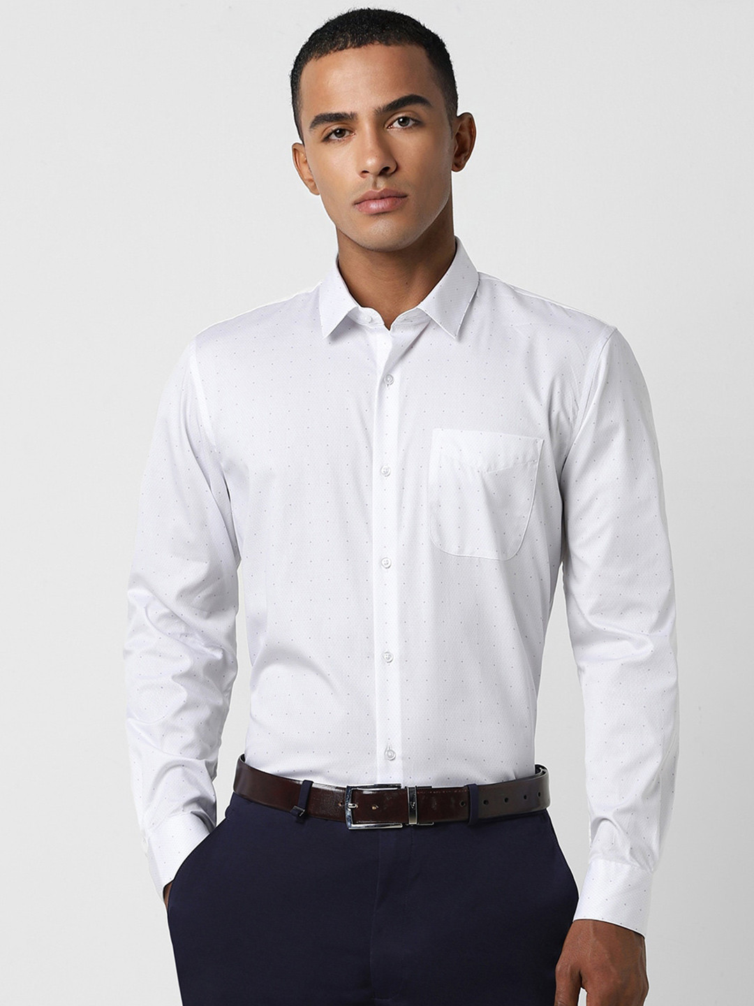 

Peter England Men Slim Fit Opaque Formal Shirt, White