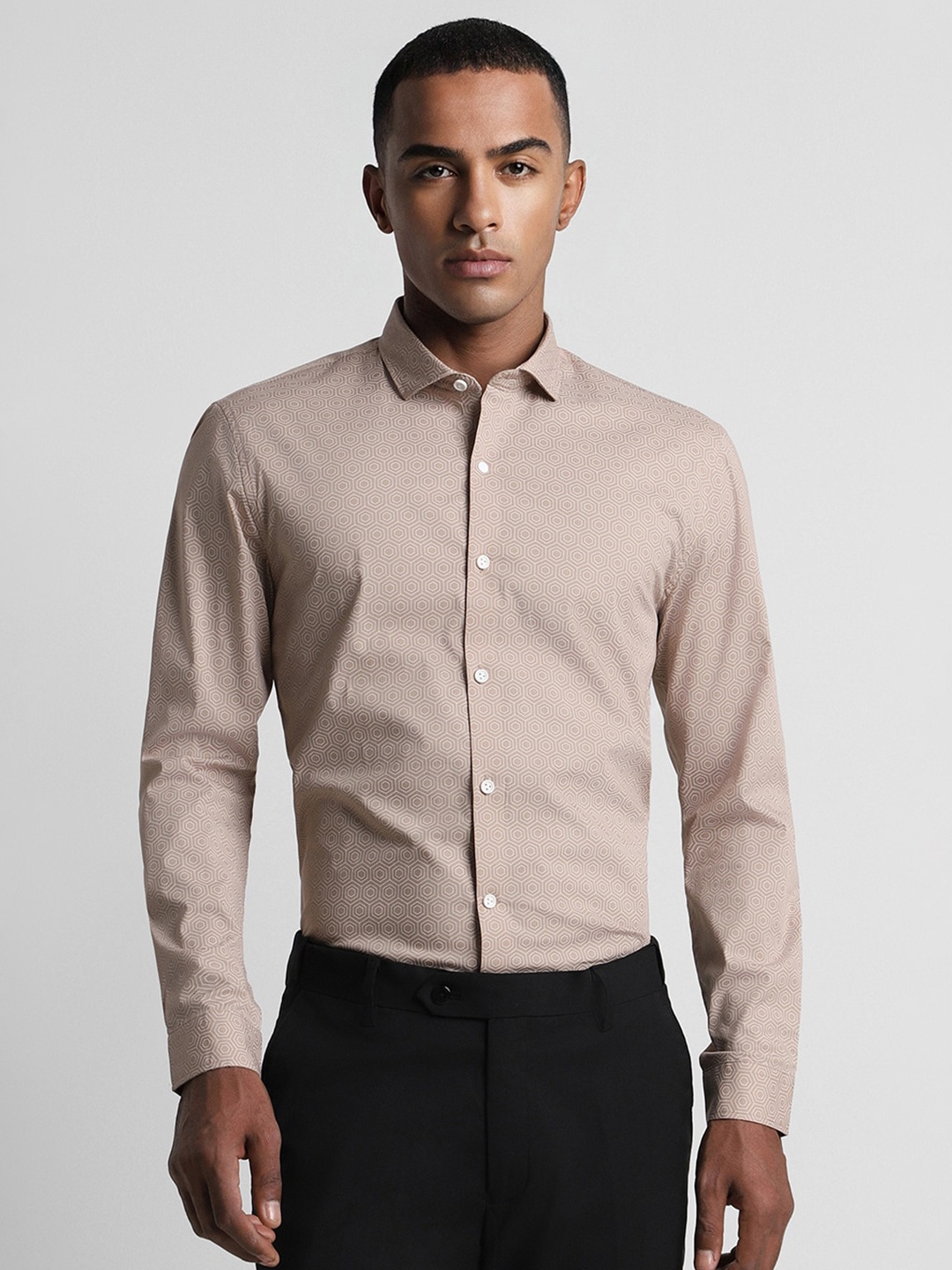 

Peter England Men Slim Fit Opaque Formal Shirt, Brown
