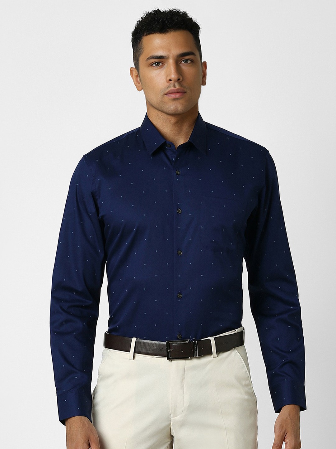 

Peter England Men Slim Fit Opaque Printed Formal Shirt, Navy blue