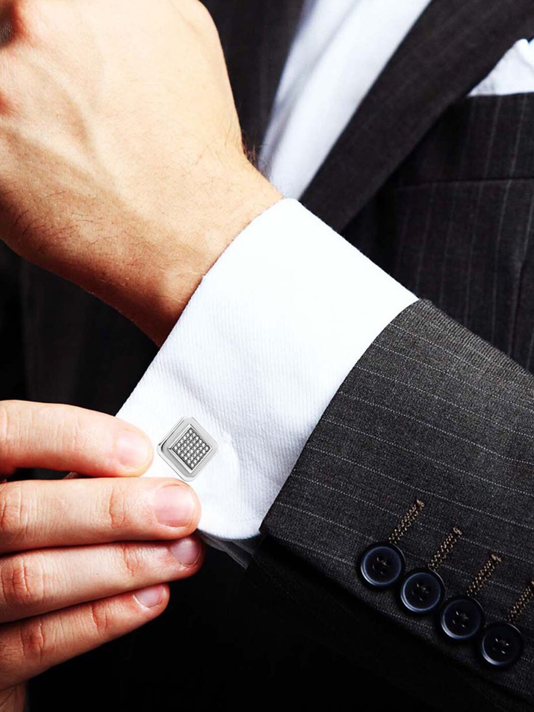 

LeCalla Silver-Toned & White Geometric Cufflink