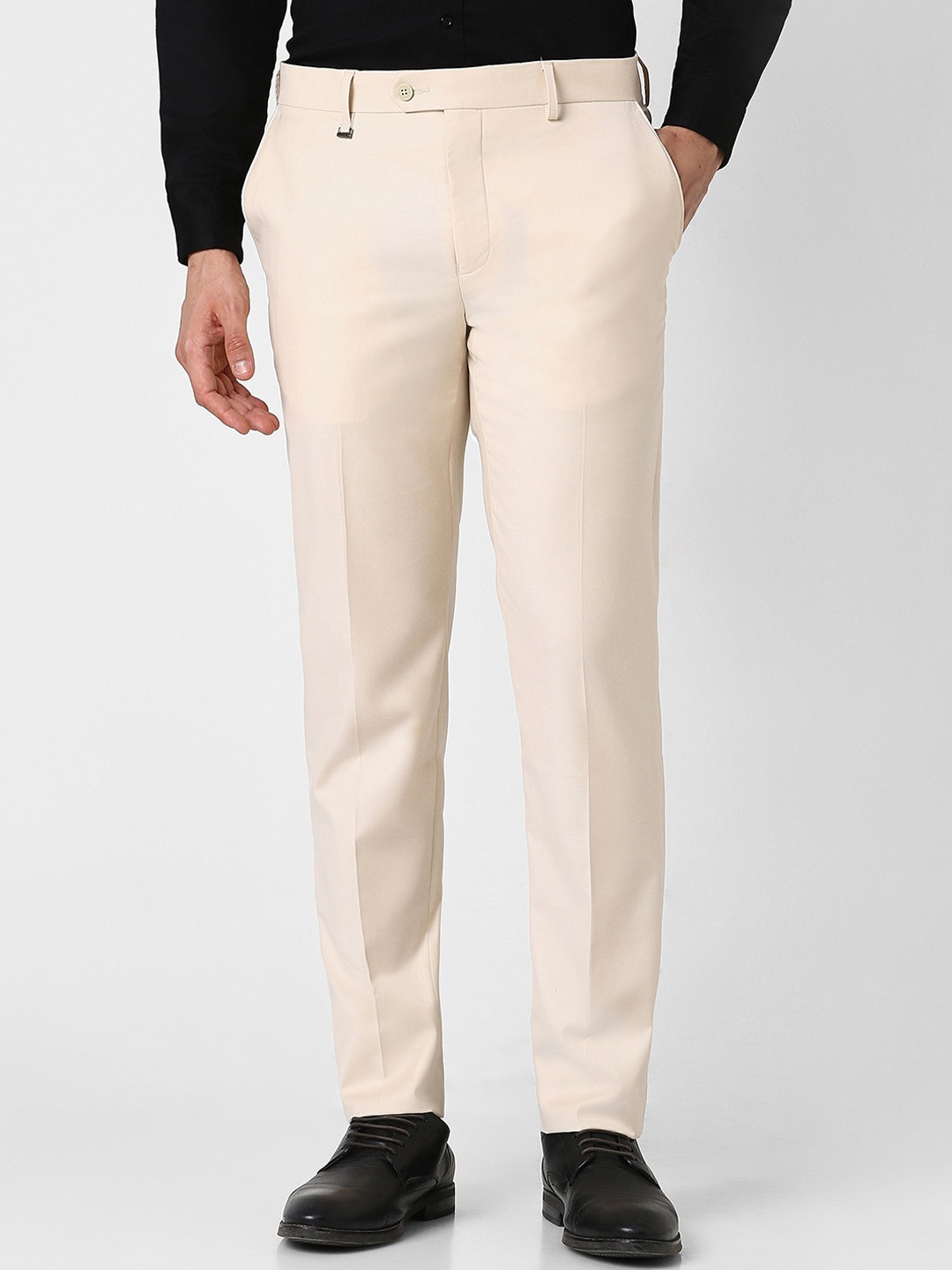 

Van Heusen Men Slim Fit Trousers, Cream