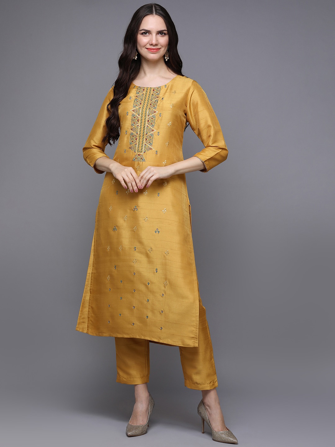 

Anouk Ethnic Motifs Embroidered Round Neck Regular Sleeves Thread Work Straight Kurta, Yellow