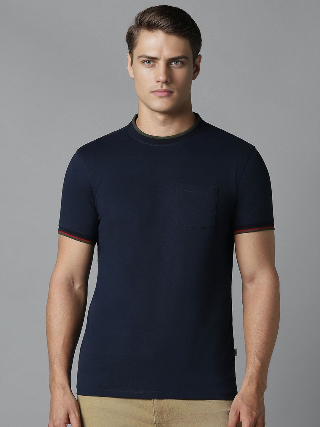 

Louis Philippe Jeans Men Pockets Slim Cotton Solid Fit T-shirt, Navy blue