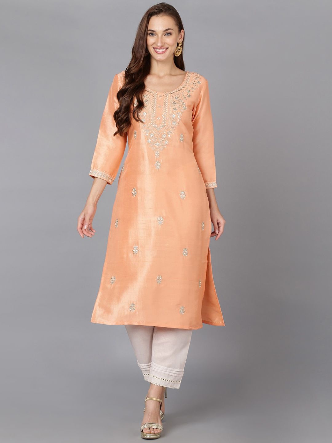 

Anouk Women Solid Embroidered Straight Round Neck Kurta, Peach