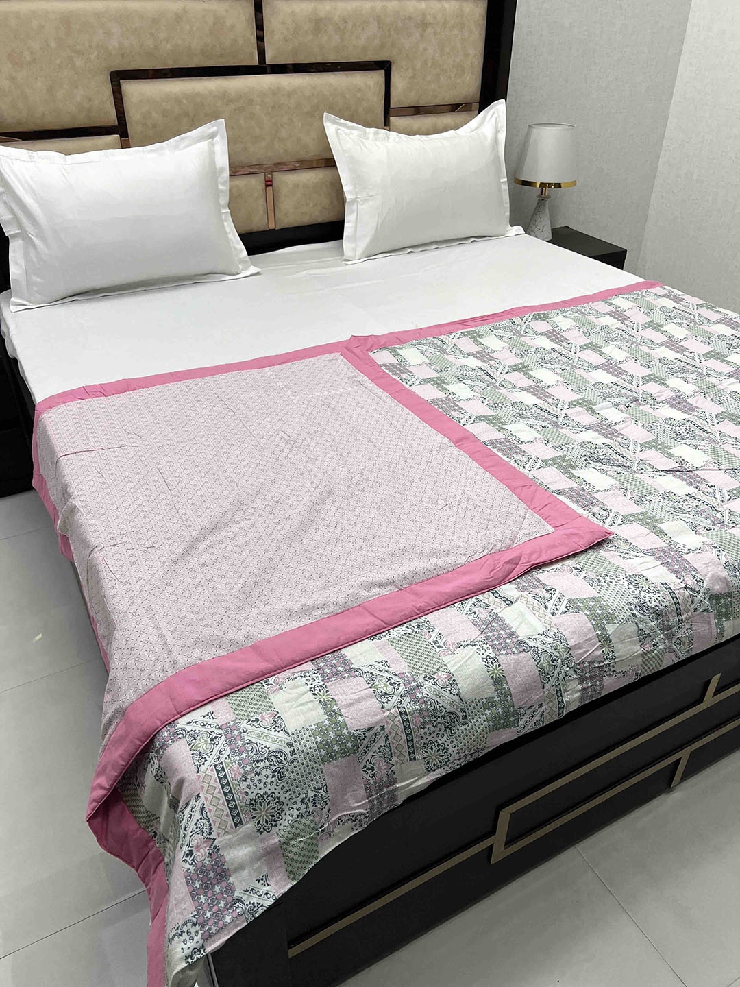 

Pure Decor Pink & White Ethnic Motifs AC Room 210 GSM Cotton Double Bed Dohar