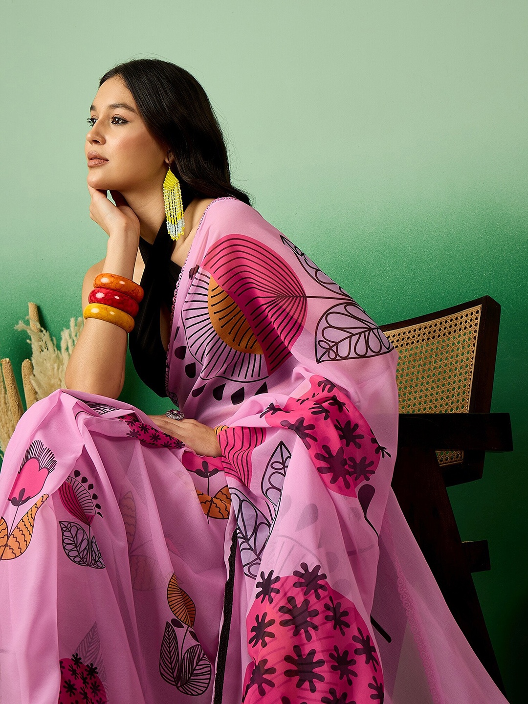 

Sangria Printed Ready To Wear Saree, Pink