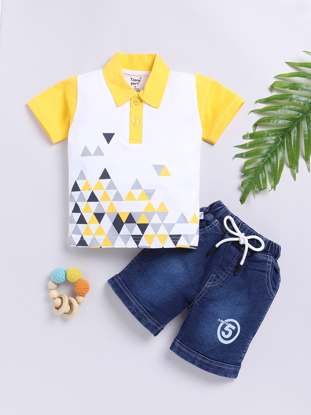 Toonyport Boys Printed Pure Cotton T-shirt With Shorts, Yellow