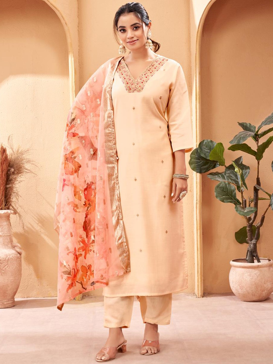 

S.K.C Women Embroidered Regular Kurta with Trousers & With Dupatta, Cream
