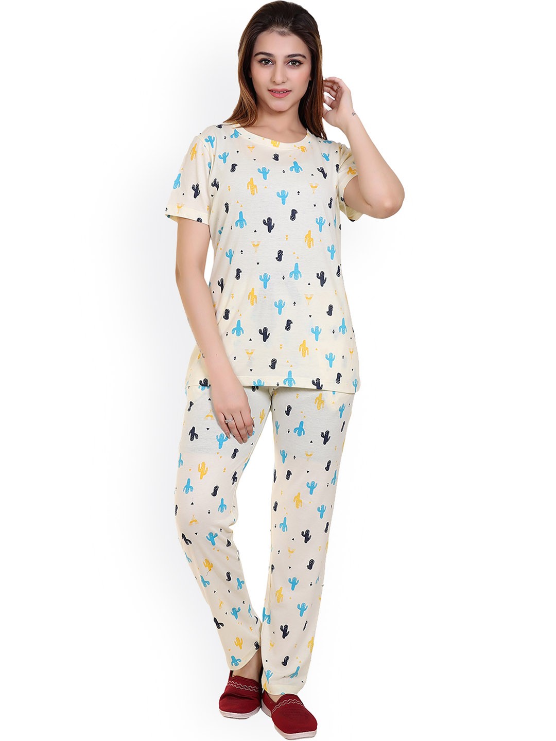 

MAZMUN Conversational Printed Round Neck Night suit, Yellow