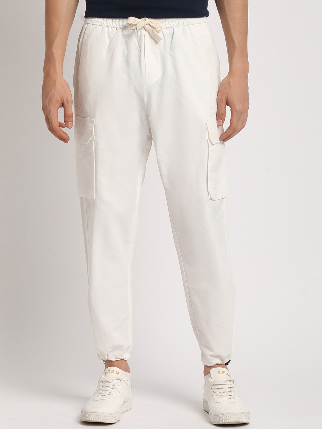 

THE BEAR HOUSE Men Mid Rise Solid Regualr Fit Cargo, White
