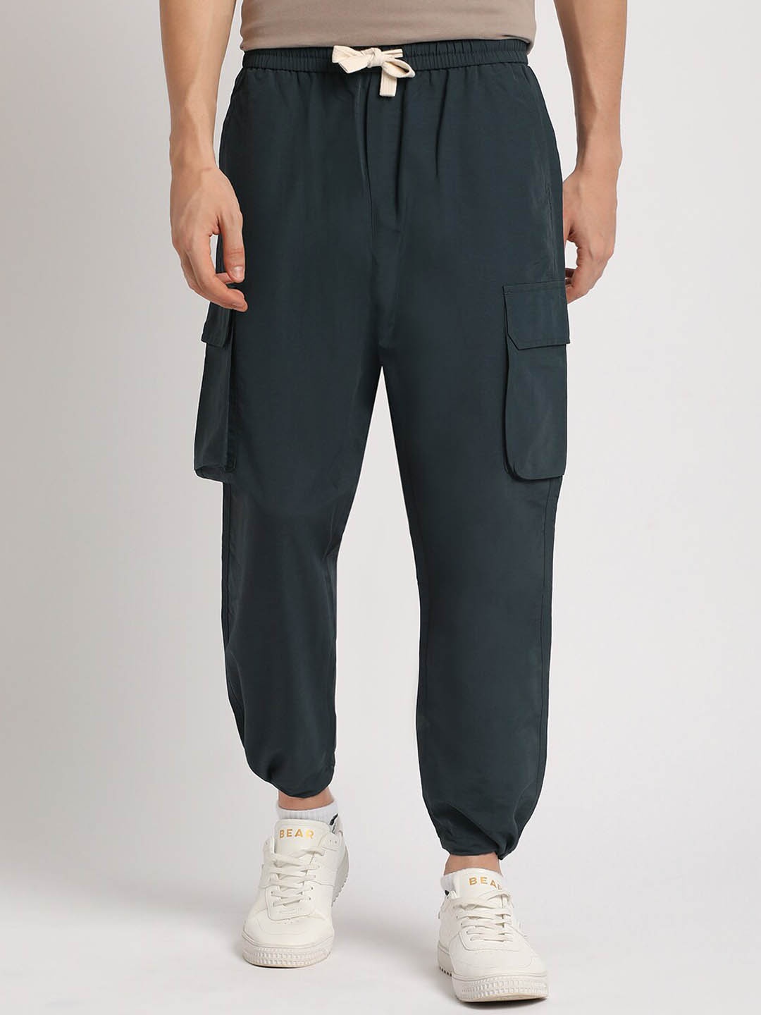 

THE BEAR HOUSE Men Mid Rise Cargos Trousers, Blue