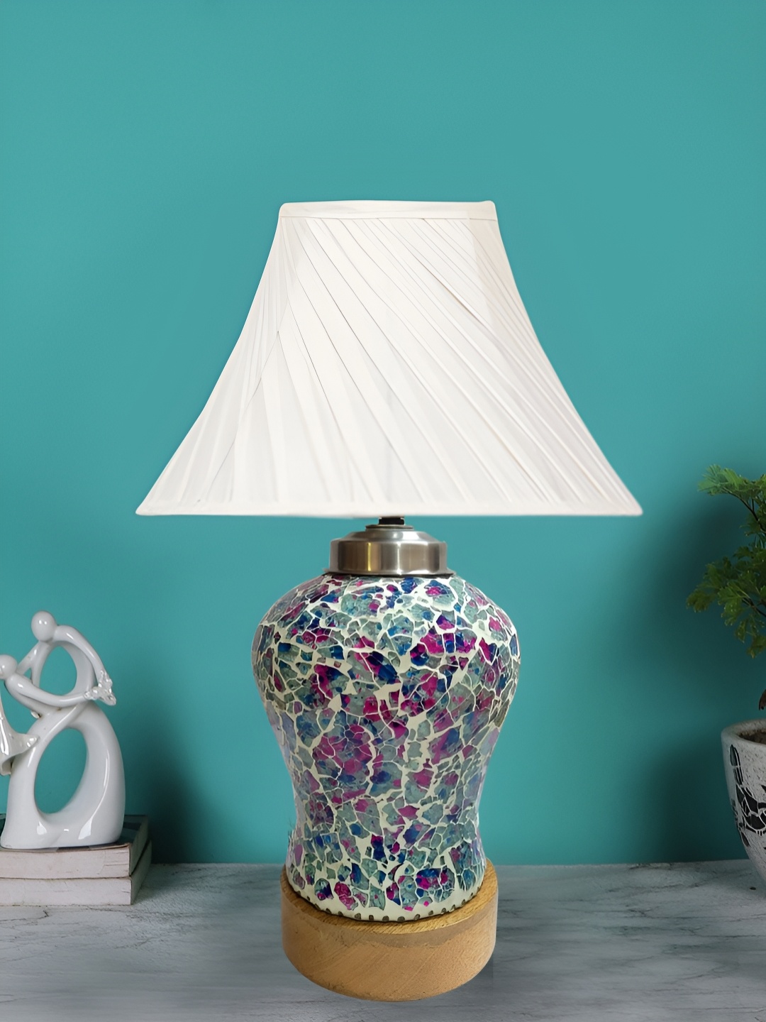 

Devansh Glass Traditional Frusturical Shaped Table Lamp, Off white