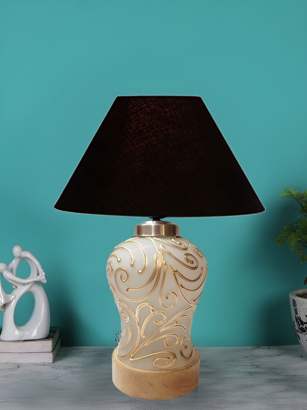 

Devansh Glass Traditional Frusturical Shaped Table Lamp, Black