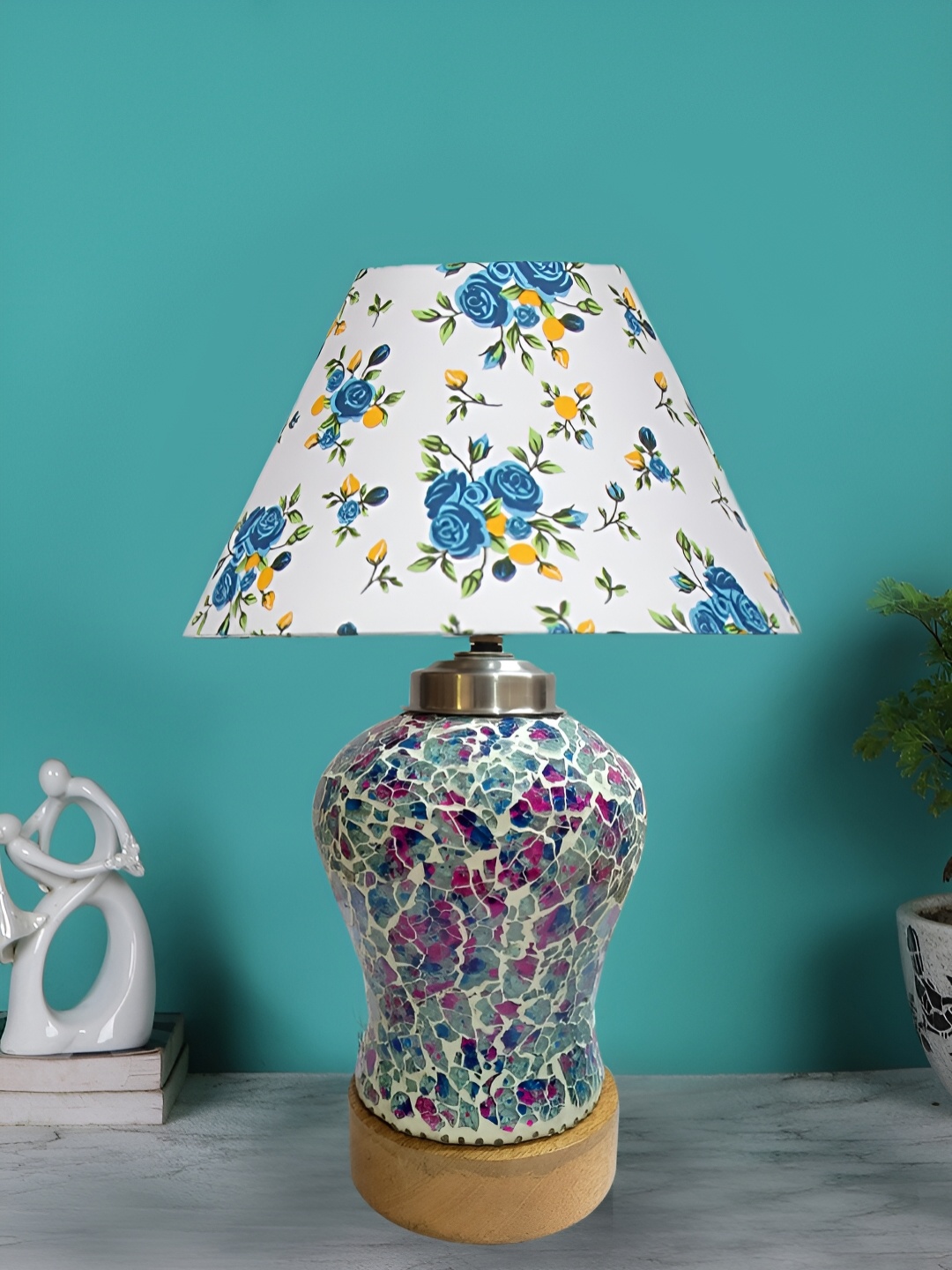 

Devansh Printed Glass Traditional Frusturical Shaped Table Lamp, White