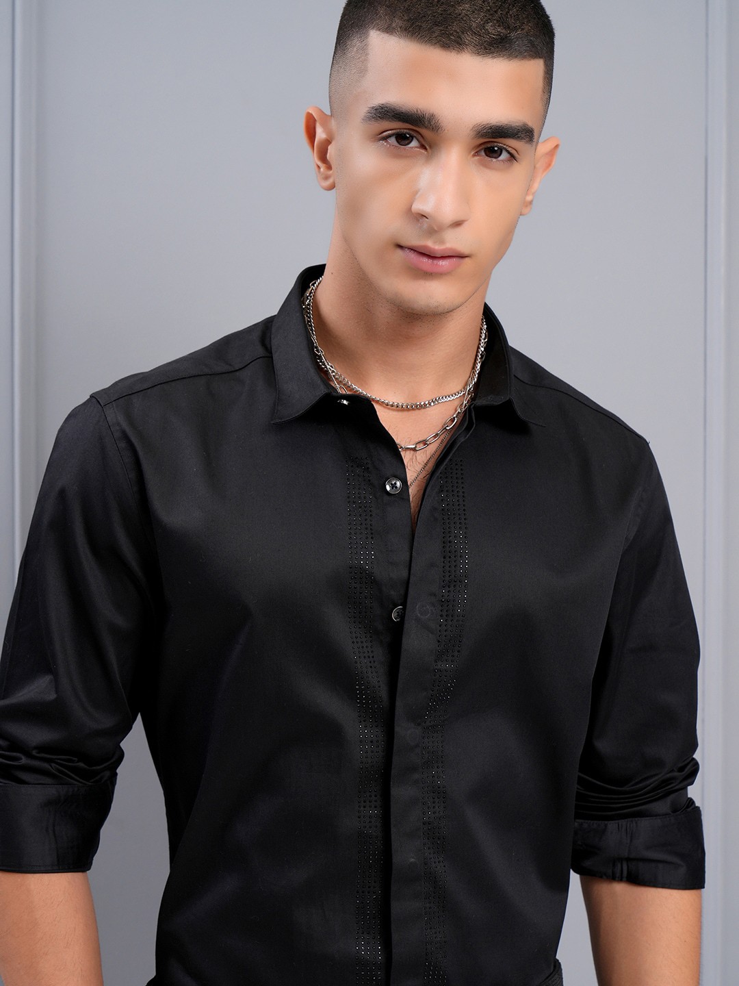 

HIGHLANDER Embellished Satin Evening Partyshirt, Black