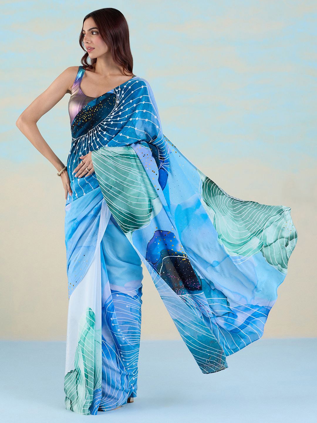 

navyasa by liva Printed Liva Saree With Blouse Piece, Blue