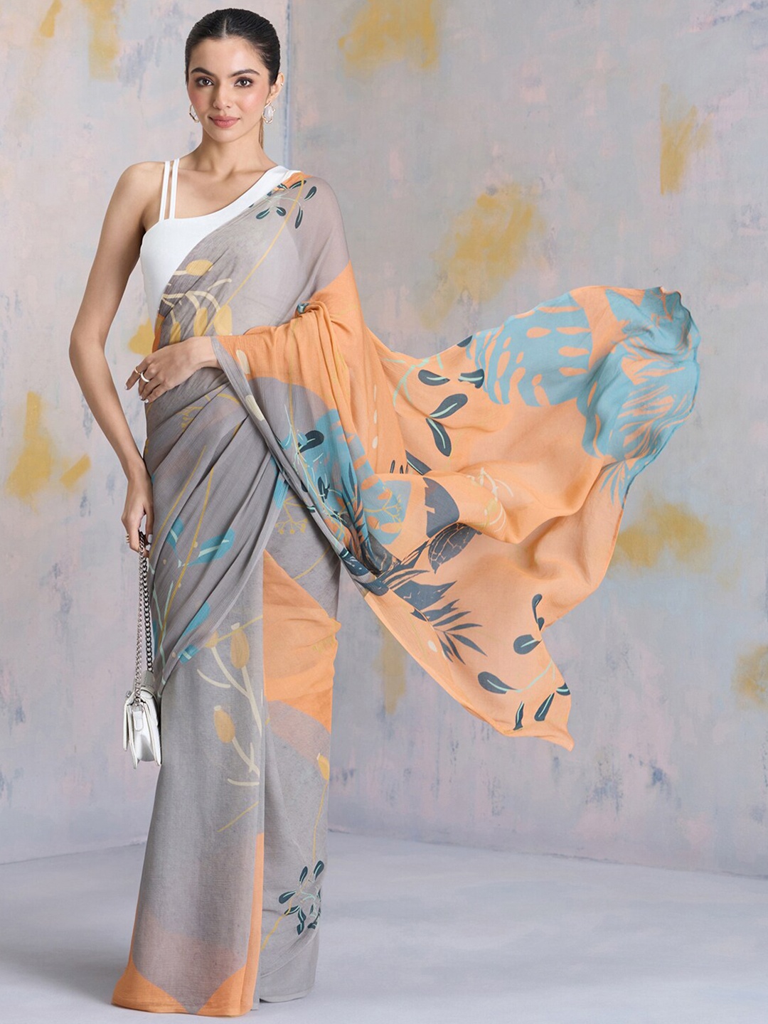 

navyasa by liva Abstract Printed Liva Saree, Orange