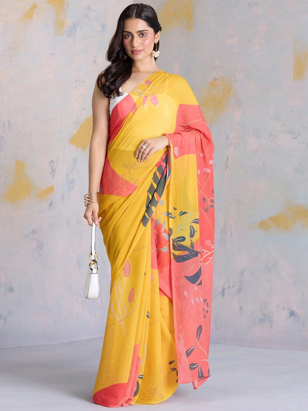 

navyasa by liva Printed Liva Saree, Yellow