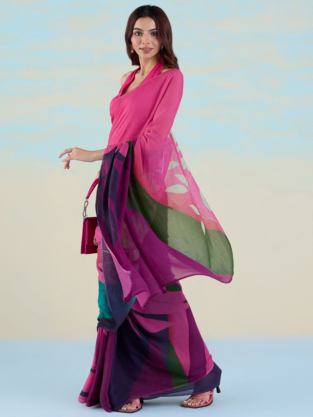 

navyasa by liva cascades Printed Liva Saree, Pink