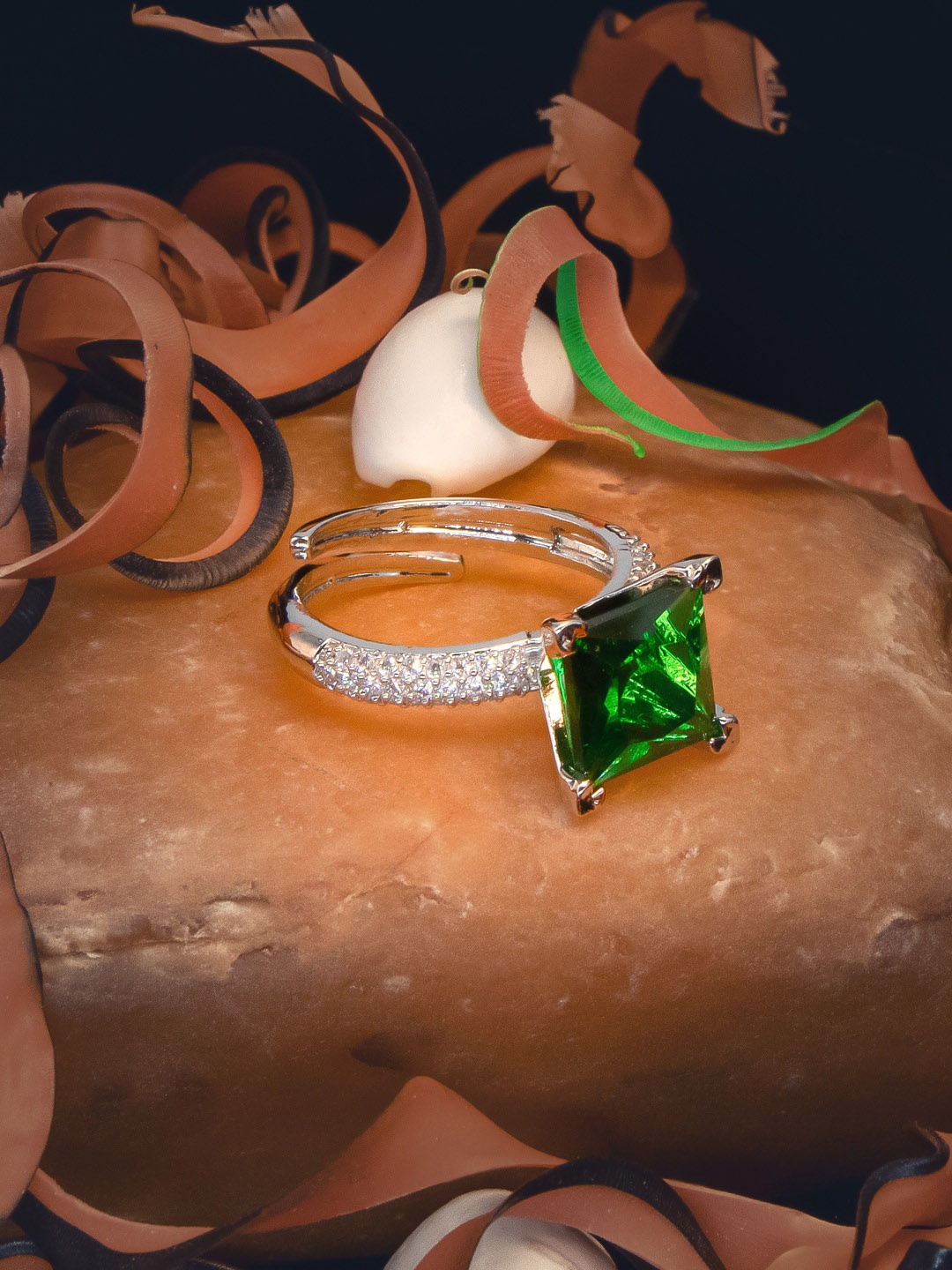 

Designs By MANIKYA Rhodium Plated Stone-Studded Adjustable Copcktail Finger Ring, Silver