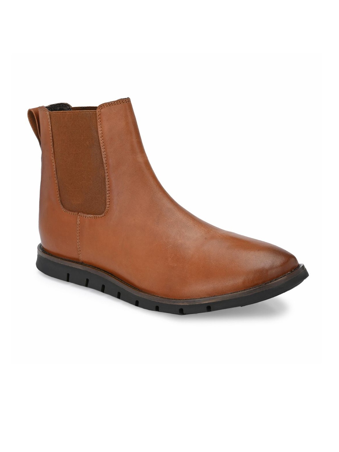 

LEGWORK Men Textured Round Toe Chelsea Boots, Tan